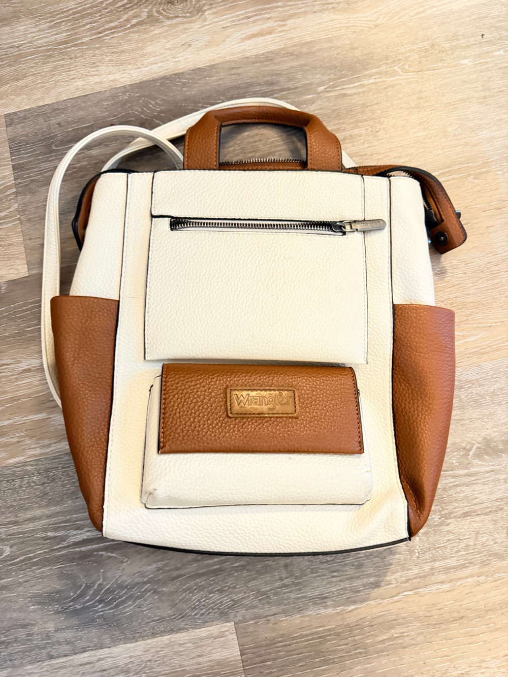 Wrangler White and Brown Two-Tone Leather Backpack
